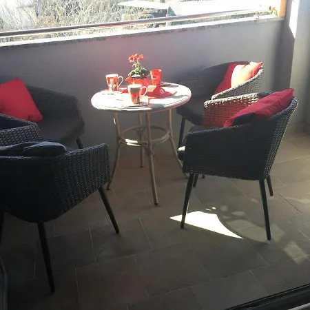 Nikka Apartament *
